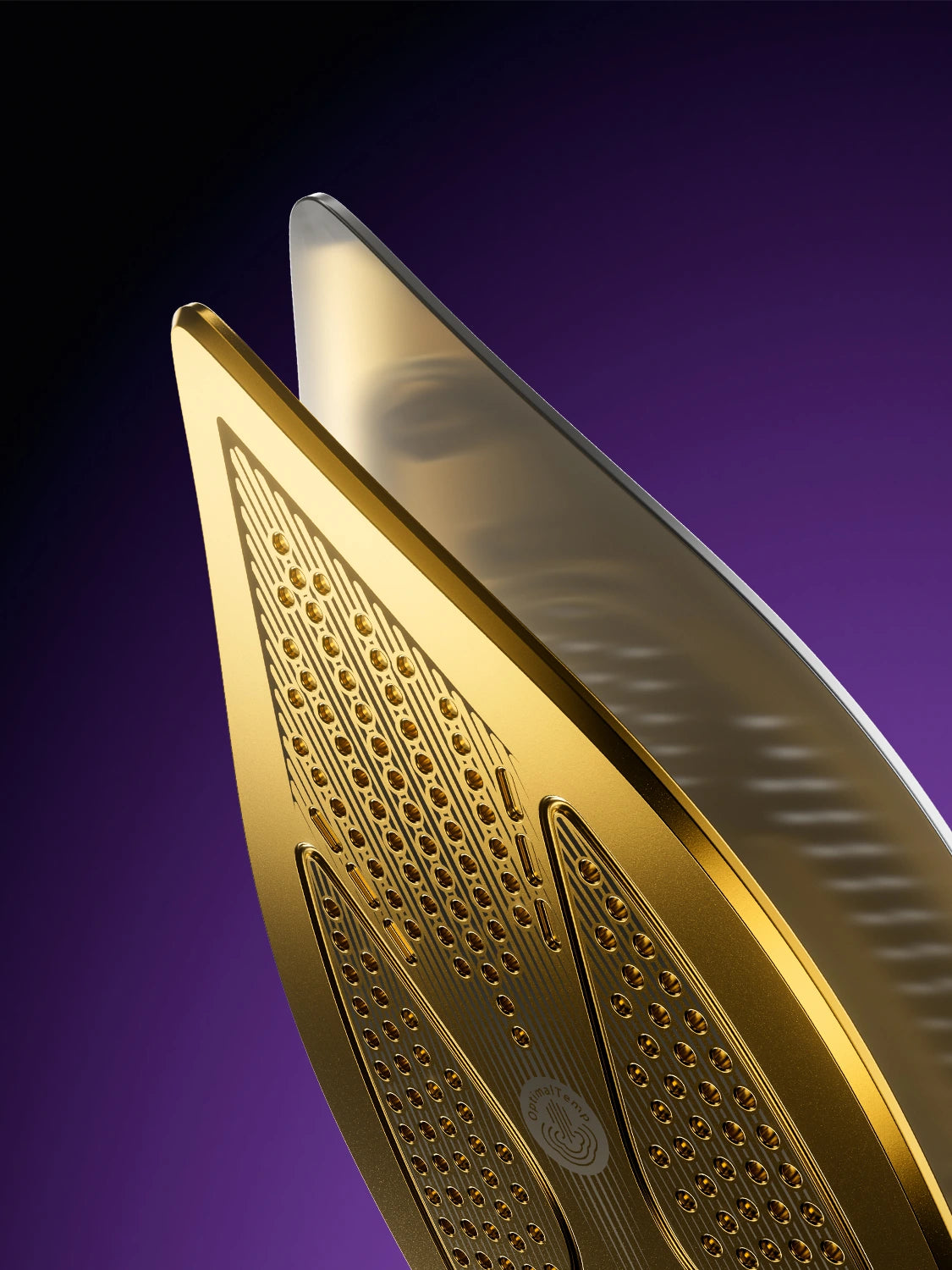 SI260 Steam Iron Gold